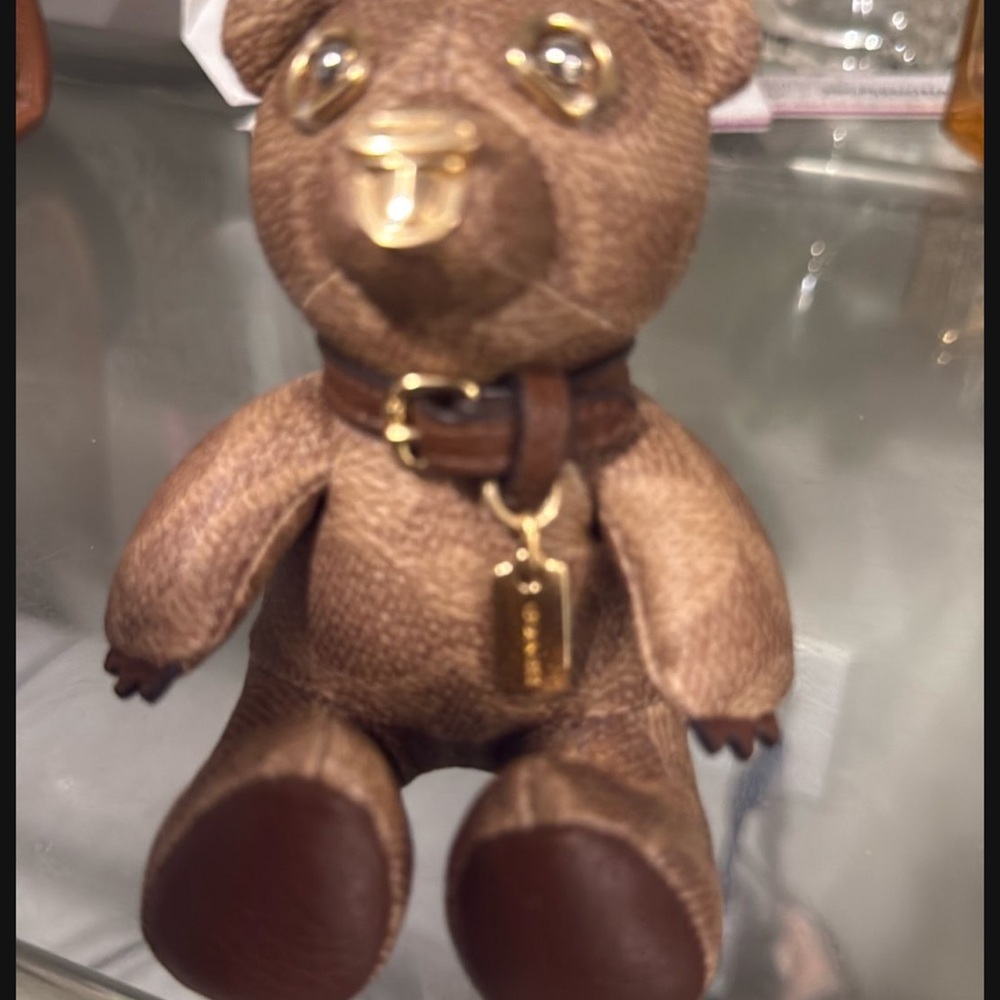Coach Brown Bear Key Holder - Picture 3 of 6
